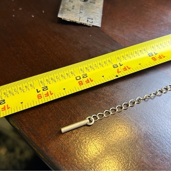 Kenneth Cole Reaction Multicolor Jeweled Necklace Gold Tone - Picture 10 of 10